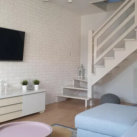 Apartament Przy Lesie *